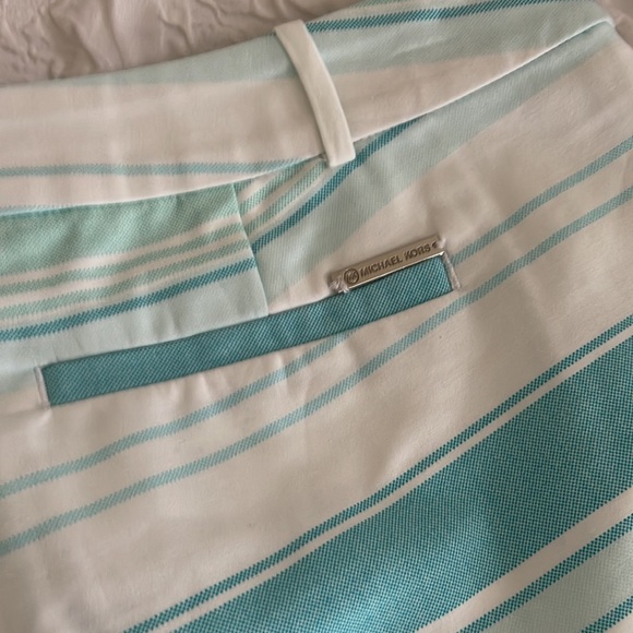 Michael Kors Shorts - Picture 7 of 7